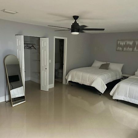 ホテル Elles Place フォート・ローダーデール エクステリア 写真